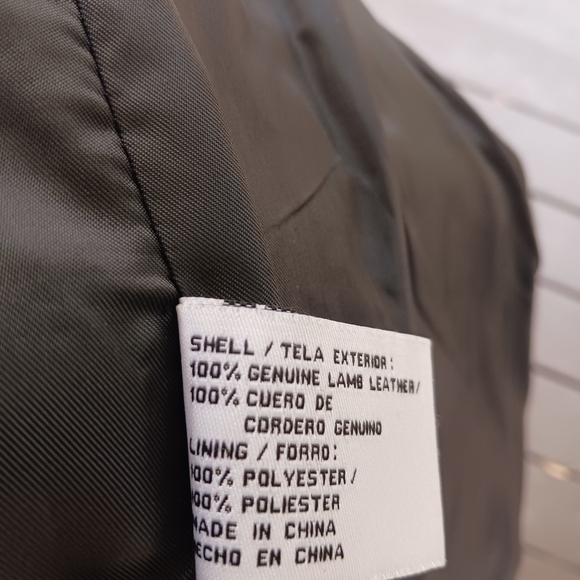 Women's vintage DKNY leather jacket - Picture 10 of 10